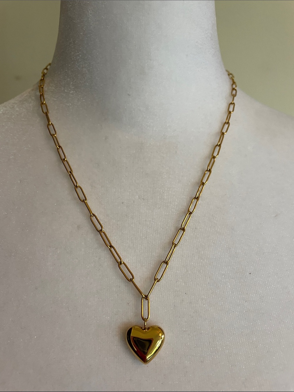 JY Gold Puffy 3D Balloon Heart Pendant Necklace Paperclip Chain 18 KGP Stamped
